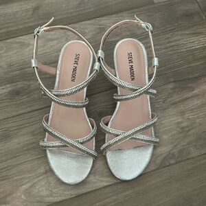 Steve Madden Little Kid Size 3 Silver heels